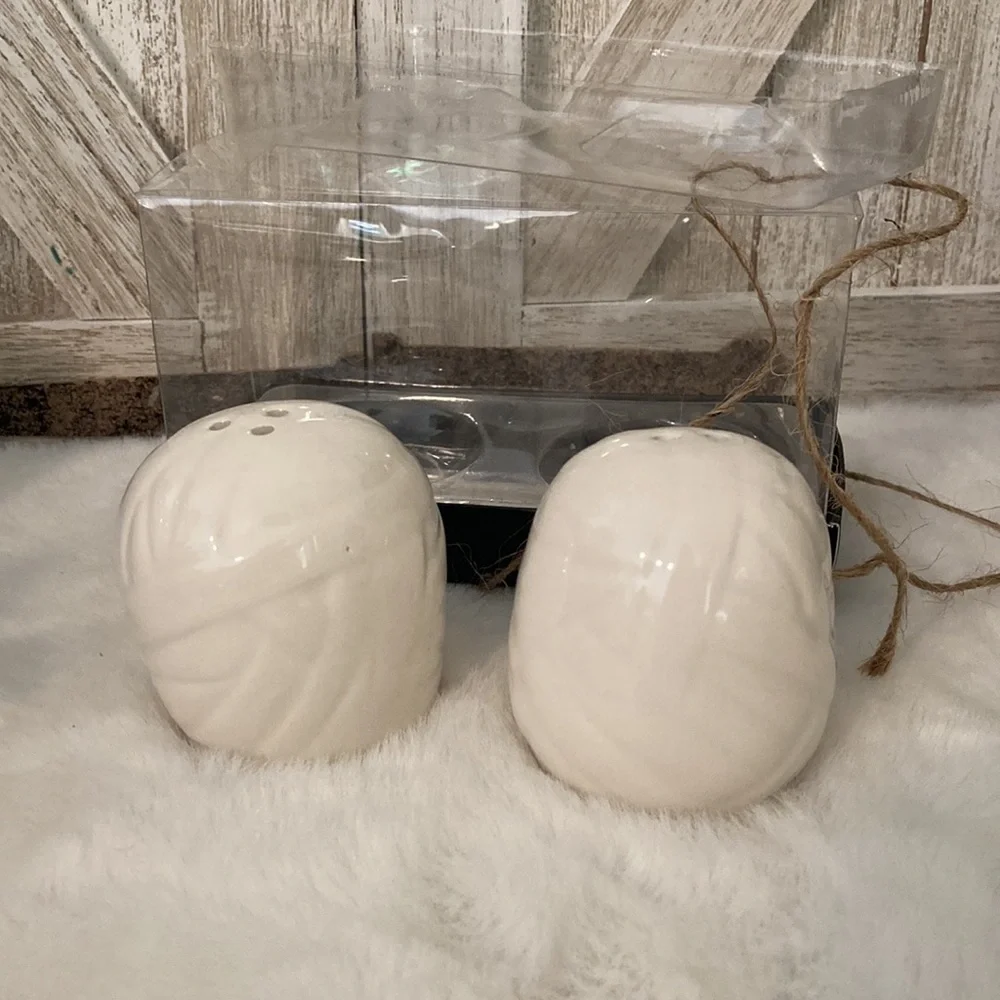 Halloween Mummy Shakers